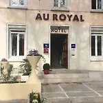 Au Royal Hotel
