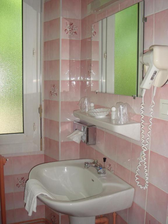 Hotel Au Royal 2*